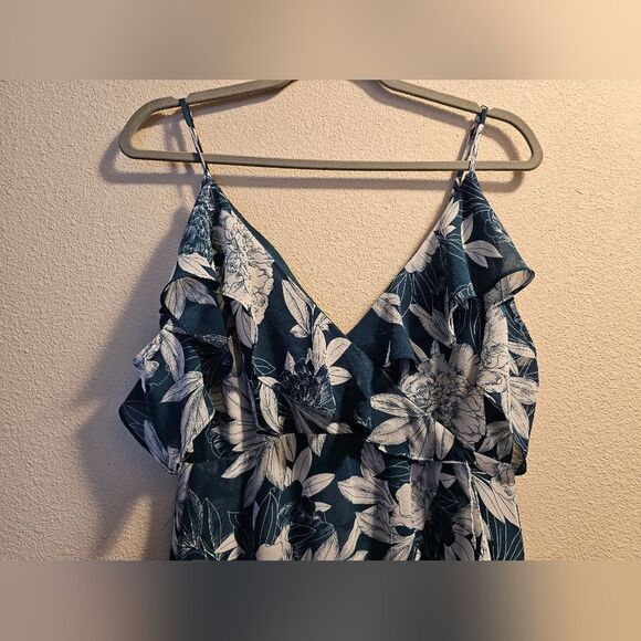 Bardot dress tiered ruffle Maxi dress with spaghetti straps, size Medium/8. New! - Picture 3 of 9